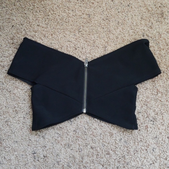 Crop Top - Picture 4 of 5